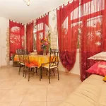 Apartment Ljiljana Rogoznica (Sibenik-Knin)