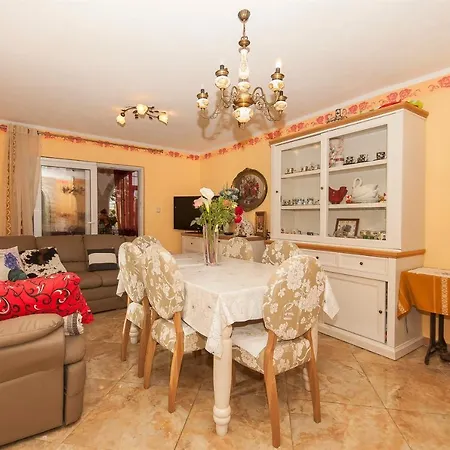 Ljiljana Rogoznica (Sibenik-Knin)