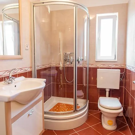 Ljiljana Rogoznica (Sibenik-Knin)