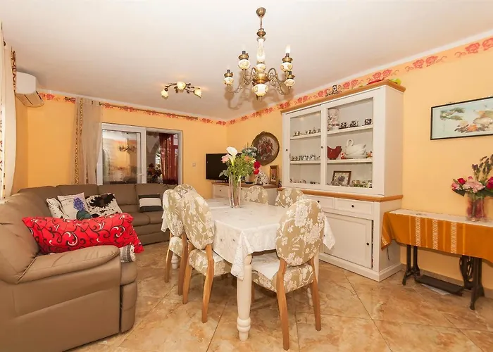 Ljiljana רוגוזניצה